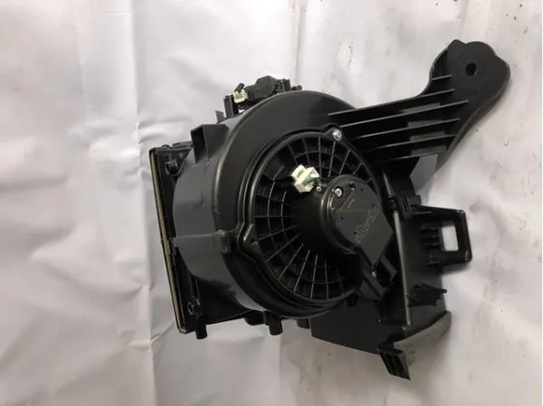 Корпус вентилятора печки KB8B61140 Mazda