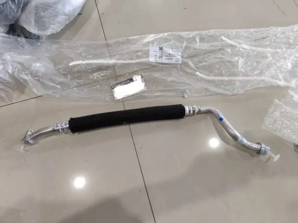 Шланг кондиционера, от испарителя к компрессору 924806RR0B Nissan/Infiniti