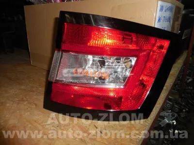 Фонарь задний правый VAG 6V9945096