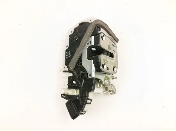 Замок двери задней правой Nissan X-Trail T32