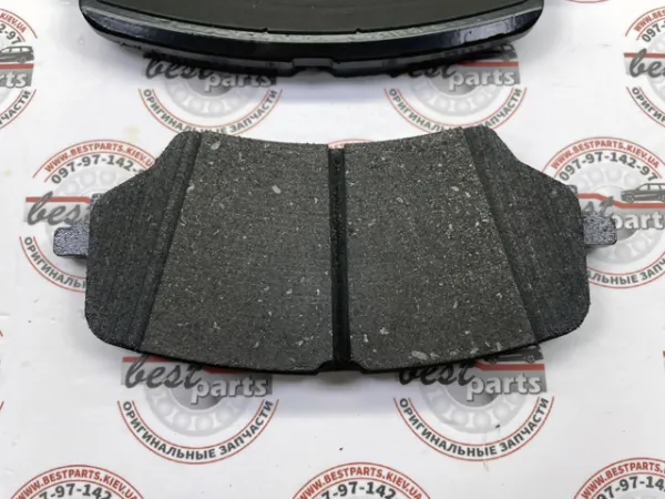Задние тормозные колодки A0004236801 Mercedes