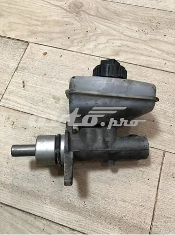 Бачок тормозной 3495551 General Motors
