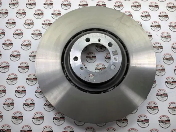Передние тормозные диски 9Y0615302AF Porsche