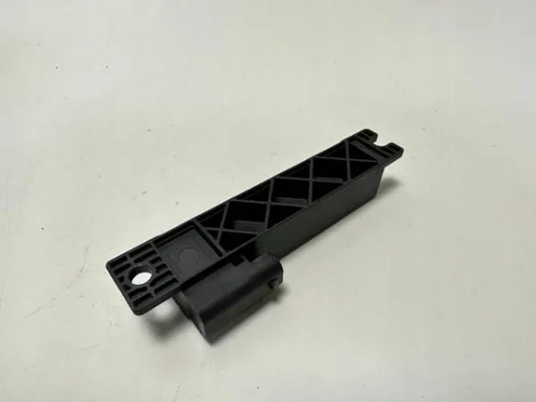  LR099137 Land Rover