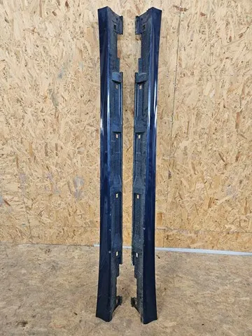 Накладка (молдинг) порога наружная правая SUBARU 91112AN02A