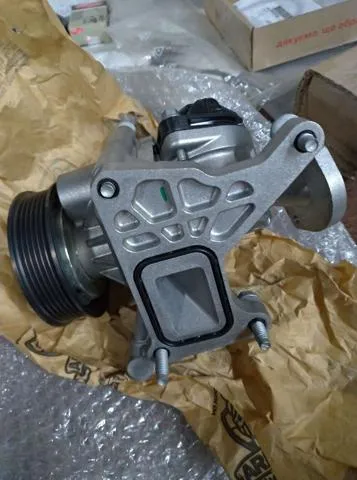 Помпа 1334244 Opel