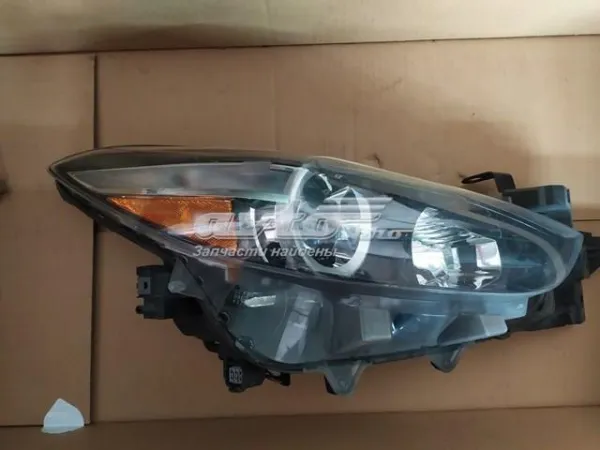 Правая фара BACS51030 Mazda