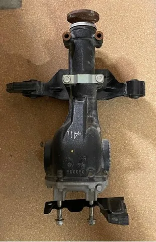 Задний редуктор 38300AC370 Subaru
