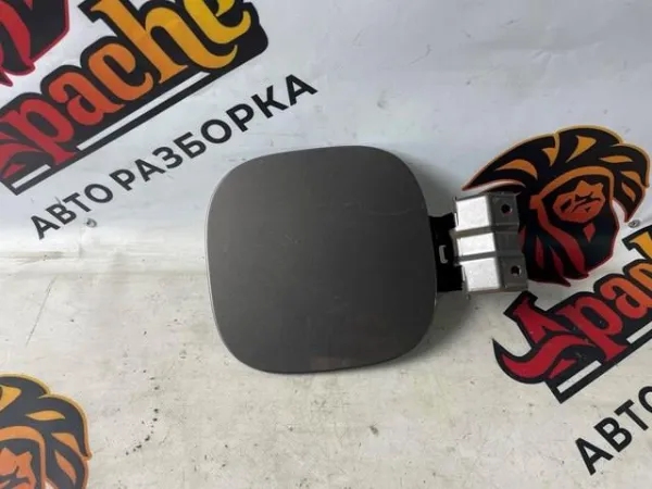  Лючок бензобака Mitsubishi Outlander 3