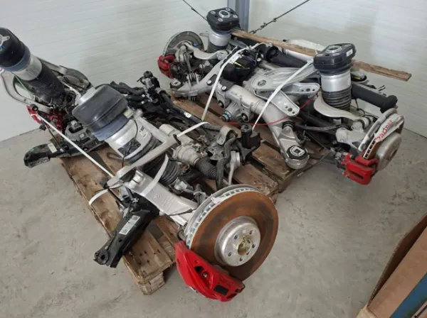  64219398818 BMW