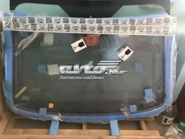 Лобовое стекло Ford Connect TOURNEO