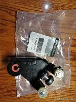 Ролик двери боковой (сдвижной) правый центральный RENAULT 777643981R