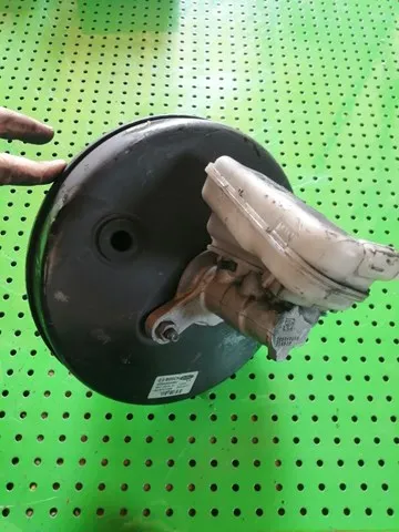 Усилитель тормозов 8V512B195DF Ford