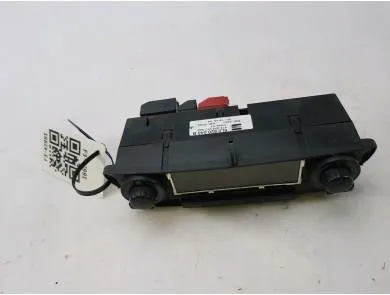 Блок управления режимами отопления/кондиционирования VAG 6L0820043E4X4