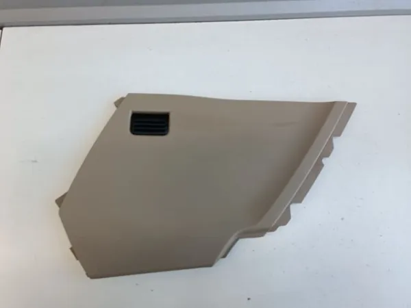  LR025668 Land Rover