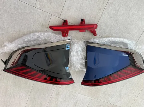 Лючок порта зарядки автомобиля 695C0CV000ABP Hyundai/Kia