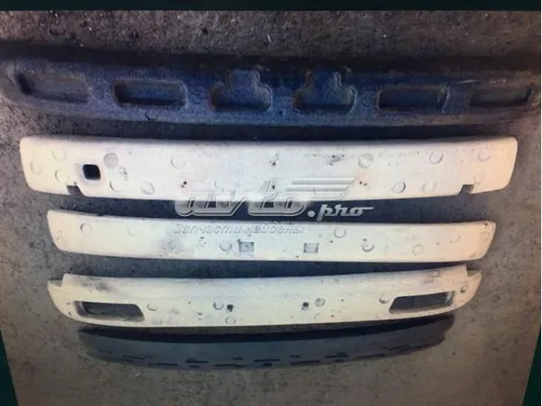 Усилитель переднего бампера 5142468 General Motors