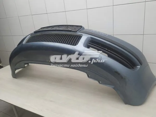 3U0807217 VAG Бампер передний в сборе