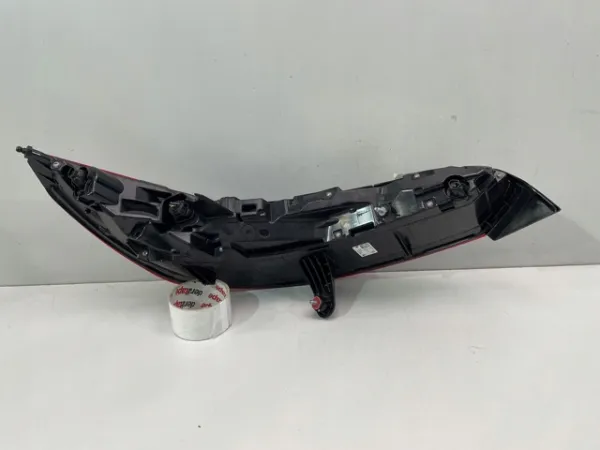 Задний фонарь 63217439018 BMW