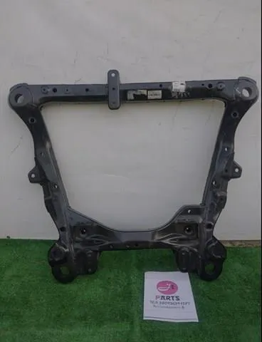 Подрамник передний 5110007035 Toyota