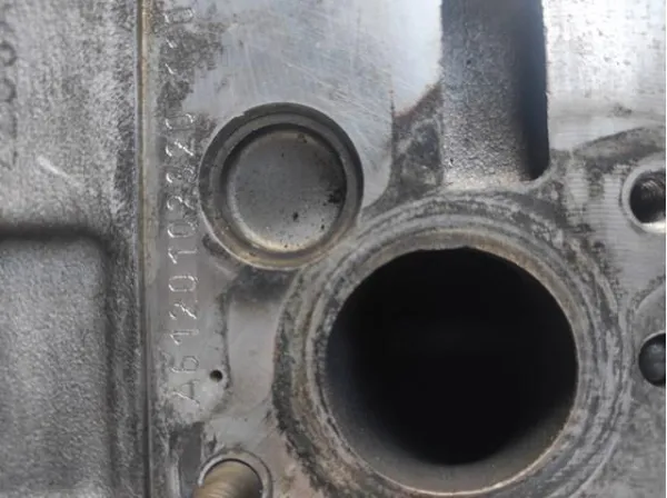 Головка двигателя Mercedes 6120102320 цена, от