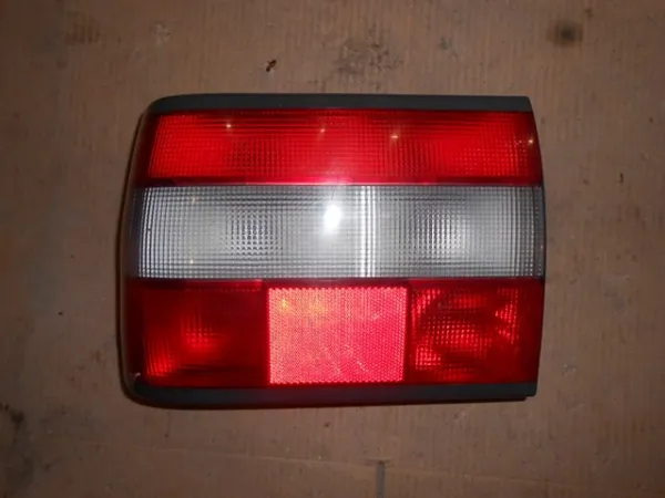 Фонарь задний левый Volvo 850 LS