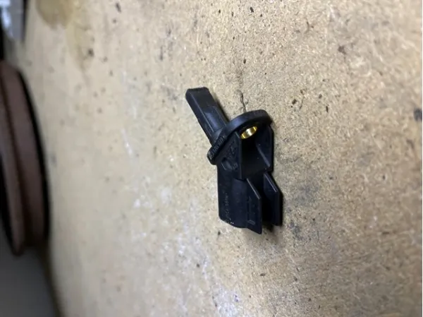  3M5T28372AB Ford