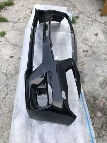 Передний бампер 620226HH0H Nissan/Infiniti