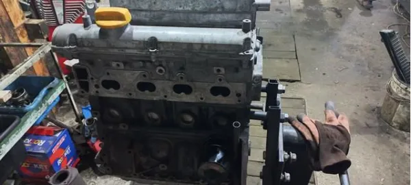 Двигатель 96418282 General Motors
