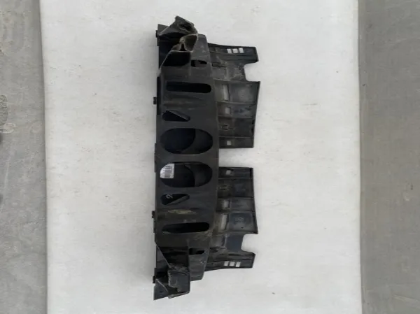 Кронштейн бампера заднего центральный 7294391 BMW