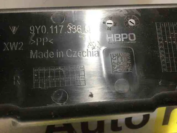  9Y0117336QOK1 Porsche