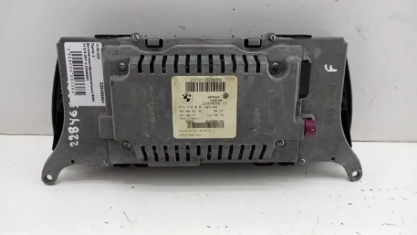  228465601 BMW