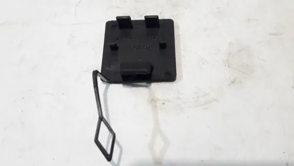 Заглушка буксировочного крюка A20388506269189 Mercedes