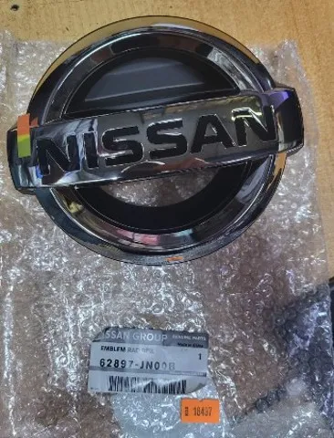 Эмблема решетки радиатора NISSAN 62897JN00B