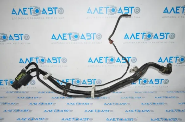 Горловина топливного бака 772010R030 Toyota