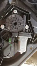 Мотор стеклоподъемника двери передней левой HYUNDAI 82450C1000