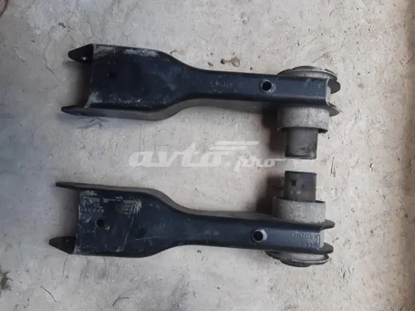 Рычаг задней подвески поперечный правый T4A13725 Jaguar
