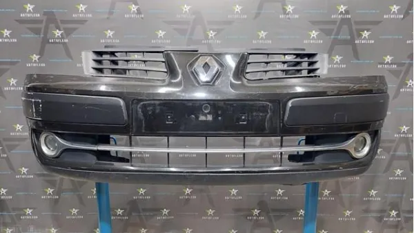 Передний бампер 620105639S Renault (RVI)