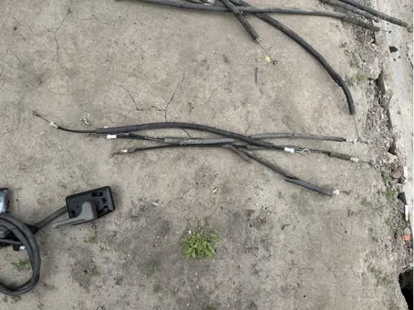 Трос (тяга) открывания замка двери задней A9067600804 Mercedes