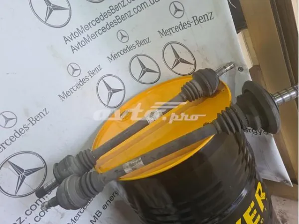 Полуось задняя правая A2133502611 Mercedes