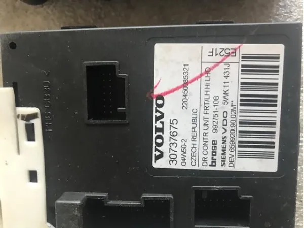  30737675 Volvo
