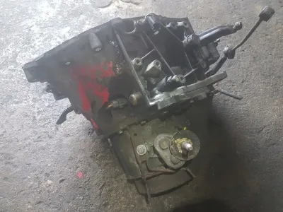 КПП в сборе (механическая коробка передач) PEUGEOT 20DM10