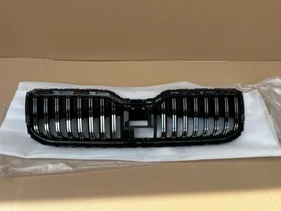 Решетка радиатора 3V0853653AFOD VAG