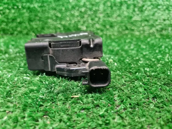 Замок капота LJ6A16700AC Ford