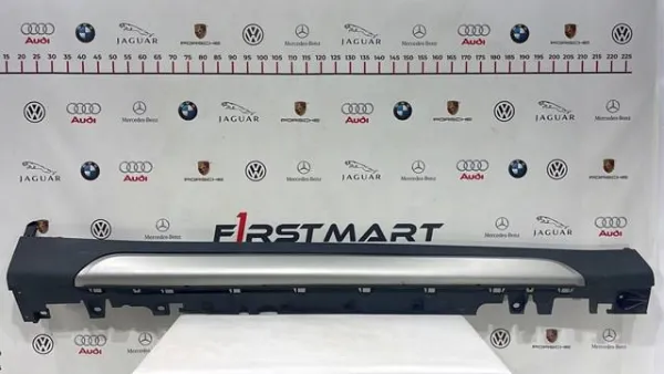 Накладка (молдинг) порога наружная правая 51177308056 BMW