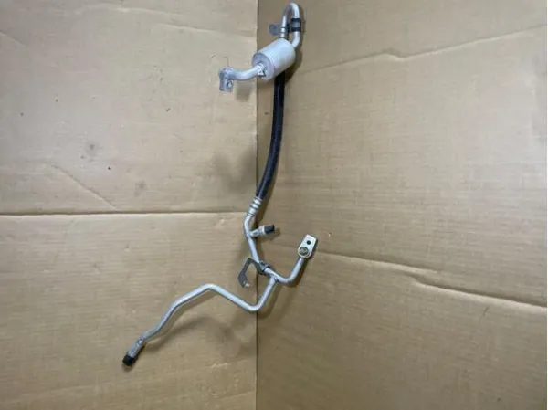  YF37439 Ford