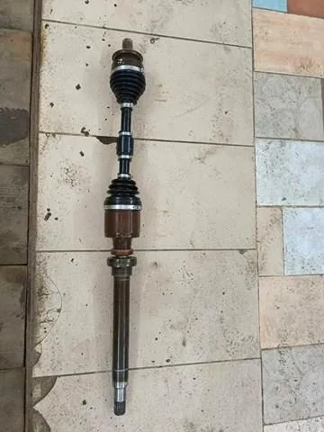 Правая полуось GG2925500C Mazda