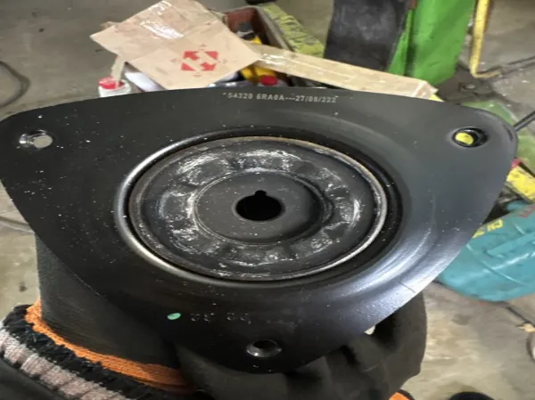 Опора переднего амортизатора 543206RA0A Nissan/Infiniti