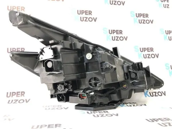 Левая фара 260609UF0C Nissan/Infiniti