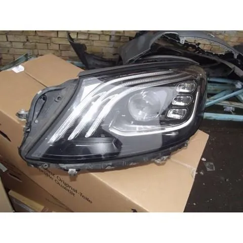 Левая фара 2229068103 Mercedes